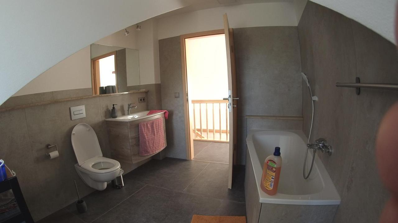 Ferienwohnung Fernblick Saalfeld Saale Esterno foto